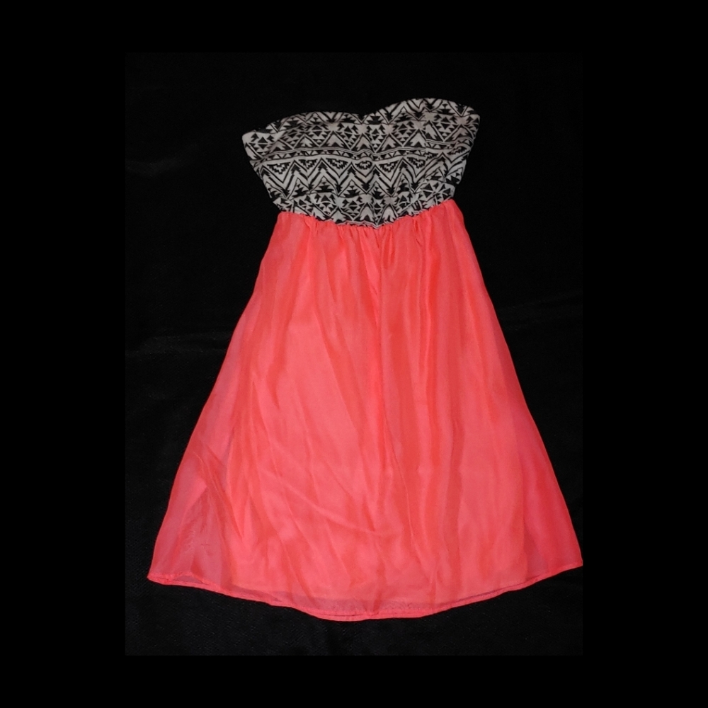 Vanity strapless dress